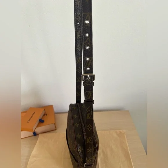 Louis Vuitton Marceau Shoulder Crossbody Messenger Bag Unisex Rare 1970-80 EUC - Picture 12 of 17